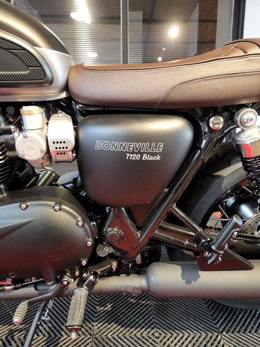 Imagen 6 de 11 de Triumph Bonneville T120 Hilton Motors Co.