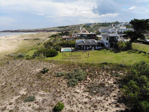 Exclusiva Casa En Las Grutas, Punta Ballena, Frente Al Mar!- Ref: 233