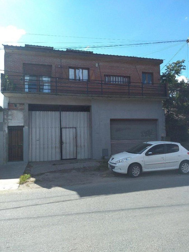 Venta De Galpones Con Casa Y Departamento