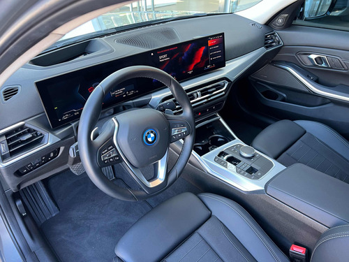 BMW Serie 3 2.0 330E Sedan Sportline
