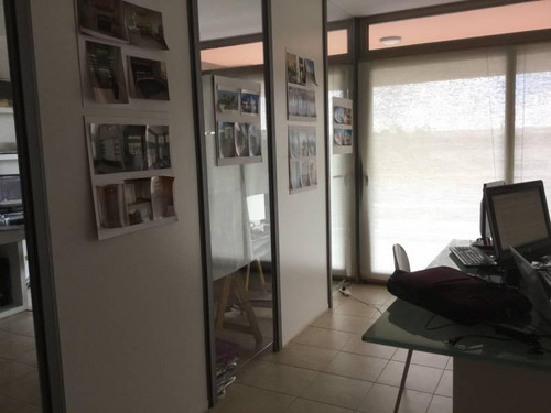 Imagen 4 de 10 de Monoambiente En Venta Con Renta Apto Residencial Y/o Profesional.