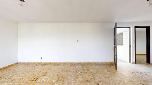 Casa Sola En Venta En Zona Escolar, Gustavo A. Madero, Ciudad De México