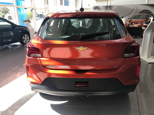 Imagen 4 de 11 de Chevrolet Onix Lt Tech 2023 0km 5p