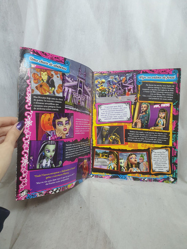 Álbum Monster High - Especial Festa De Arrepiar (Usado)