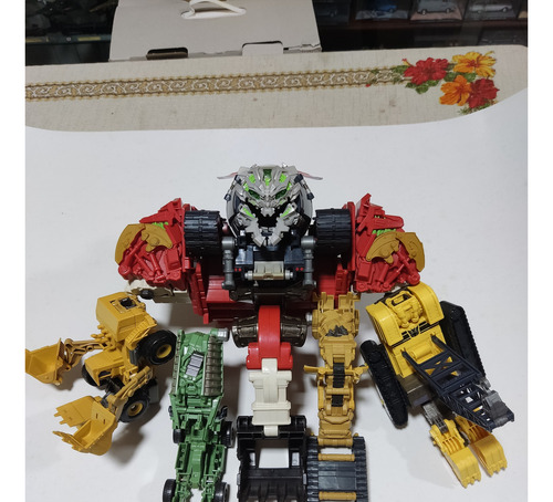Action Figure Transformers Devastador Raro Hasbro (Usado)
