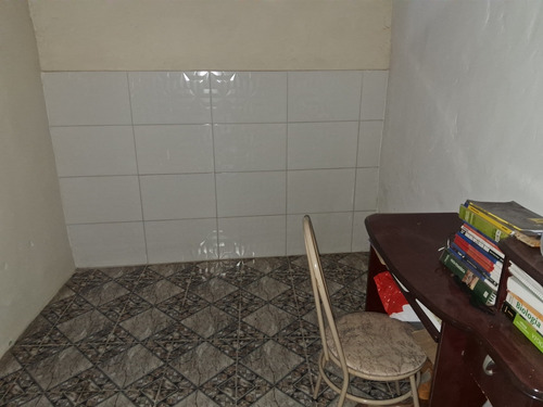 Vende-se Casa Na Rua José Malta, Nas Proximidades Da Praça D