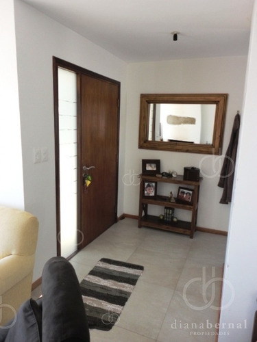 Imagen 8 de 14 de Punta Del Este, Casa Moderna De 2 Dormitorios.