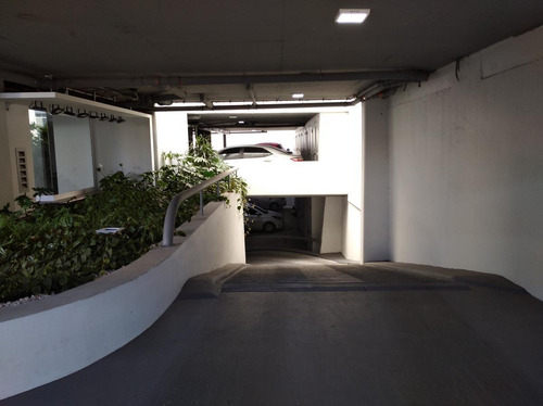 Departamento En Nuevo Emprendimiento 3 Avenidas Con Balcón Y Cochera - Parque Chas