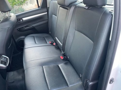 Toyota Hilux 2.7 SRV 4X2 CD 16V FLEX 4P AUTOMÁTICO