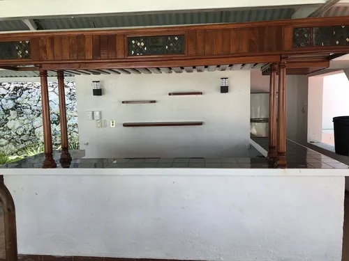 Se Vende Casa De Una Sola Planta En La Colonia Los Laureles