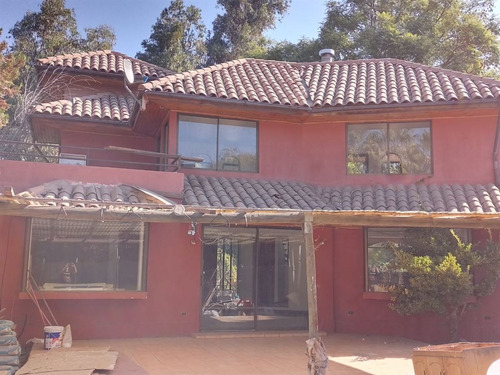 Casa Para Uso Mixto Con Acceso Caletera A 5m De Av Chicureo.