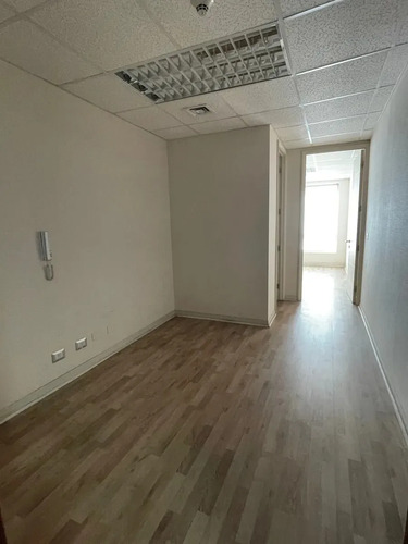 Arriendo Oficina Metro Cólon/eleodoro Yañez