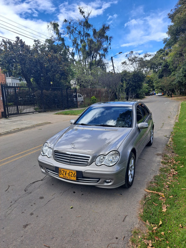 Mercedes-Benz Clase C 1.8