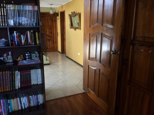 Imagen 13 de 14 de Casa De 2 Pisos En Perfecto Estado Con Acabados De Lujo Como Mármol, Porcelanato Español Y Mas