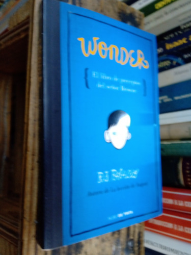 Imagen 4 de 4 de Wonder El Libro De Los Preceptos Del Señor Browne - Palacio