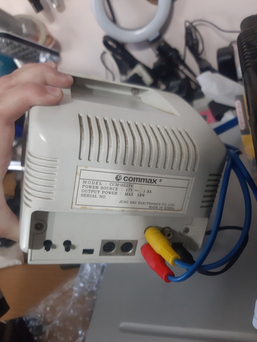 Mini Tv Antiga Commax Com Saída Av Coreana Raridade