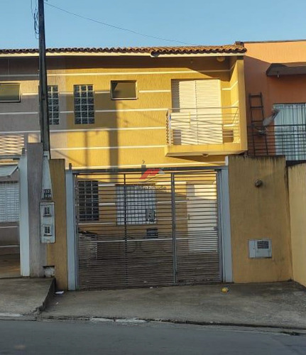 Imagem 1 de 10 de Casa No Centro Da Cidade!! Cod:921