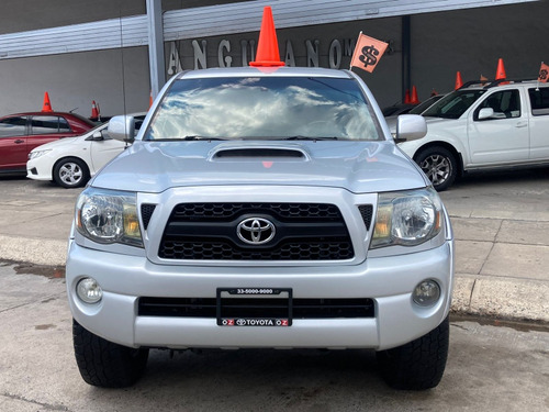 Toyota Tacoma TRD PRERUNNER 4 X4