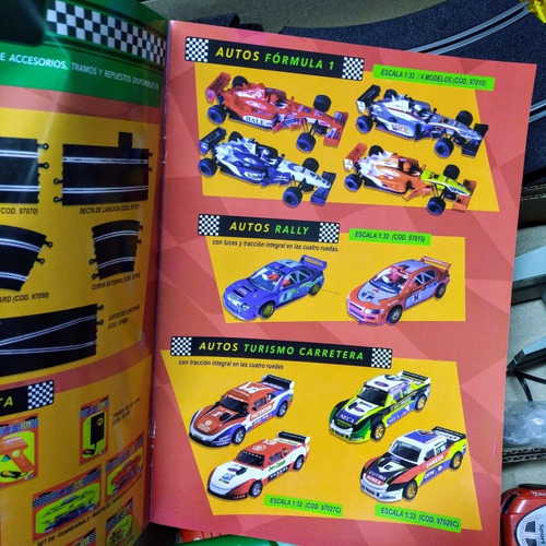 Pista Tipo Scalextric Longitud 3.68 Mts Escala 1/32 Sk 97003