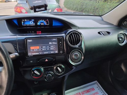 Toyota Etios Sedán 1.5 16v Xls Aut. 4p