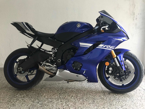 Yamaha R6