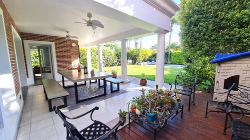 Dueño Vende! Gran Oportunidad Por Viaje. Casa Tasada En Usd450k! - Magnífica Propiedad Cerca De Todo En Barrio Privado De General Pacheco, Tigre/nordelta. Opción Alquiler - Intermediarios Abstenerse.