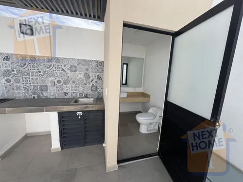 Venta Casa Con Roof Y Jardín Excedente En Entrecielos Querétaro