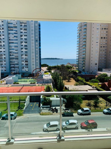 Imagen 21 de 28 de Venta De Hermoso Apartamento A Metros Del Mar - Punta Del Este Mansa