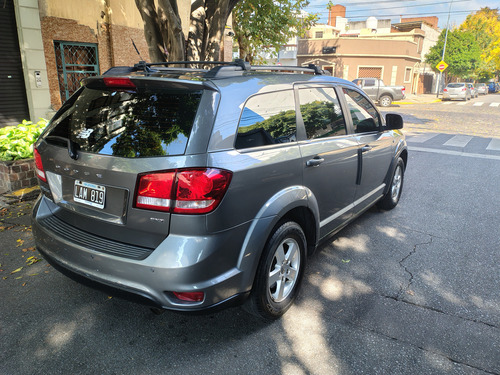 Dodge Journey 2.4 Sxt Atx Techo 3filas