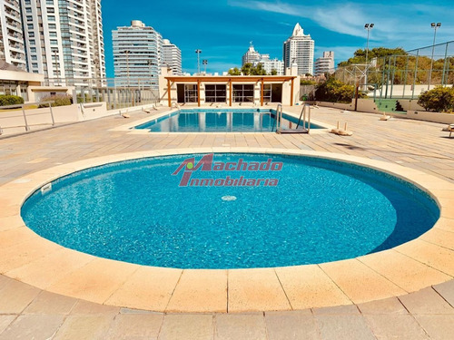 Imagen 19 de 28 de Departamento En Brava - Punta Del Este