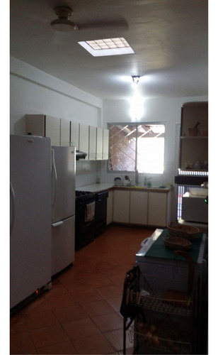 Vendo Casa 400m2 Los Chorros 0613
