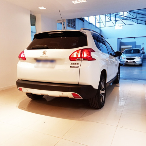 Imagen 4 de 10 de Peugeot 2008