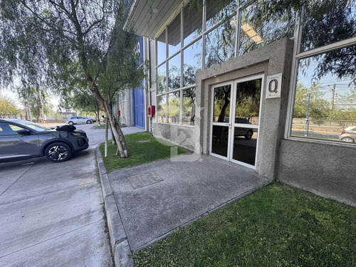 Bodega 1.000 M² Quilicura | San Ignacio, Seguridad 24/7