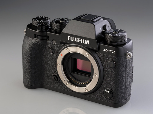 Camara Fujifilm X-t2  24mp Incluye 50mm F1.9, Grip, Flash