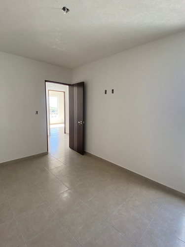Imagen 6 de 8 de Casa En Venta Pachuquilla, Fracc. Minerales