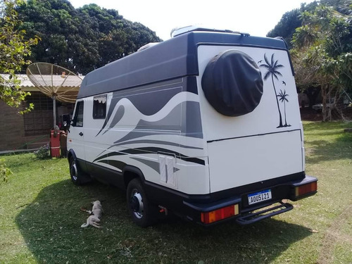 Imagem 10 de 15 de Motorhome Iveco