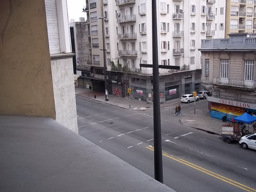 Imagen 2 de 10 de Alquiler Apartamento 1 Dormitorio En Avda 18 De Julio