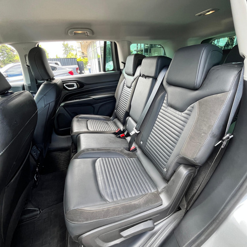 Jeep Commander 1.3 T270 Limited 7pas At6 4x2