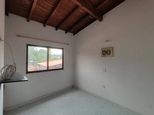 Casa En Venta En Once De Noviembre. Cod V30701