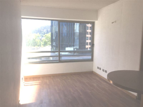 Departamento En Arriendo De 1 Dorm. En Las Condes