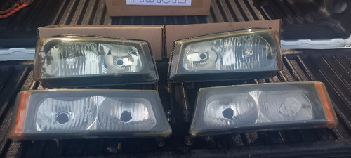 Faros Silverado Cheyenne 2003 A 2007 Usados En Buen Estado 