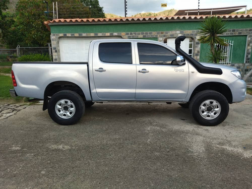 Imagen 10 de 13 de Toyota Hilux Kavak 4x4 Sincronica