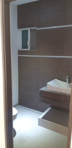 Imagen 19 de 21 de Venta Casa Remodelada Con Alberca Propia En Cumbres Del Lago