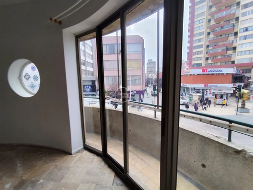 Arriendo Oficina De Amplios Espacios, Centro Viña Del Mar