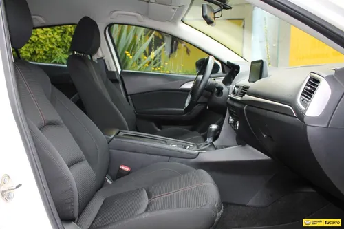 Mazda 3 2.0 Touring At