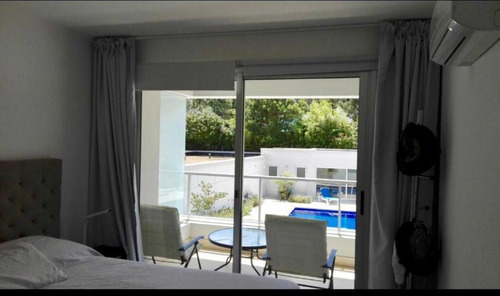 Imagen 9 de 19 de Divino Apartamento De 2 Dormitorios A Pocos Metros De La Playa - Temporada 2023