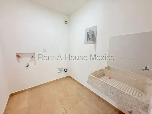 Casa En Renta En Zakia, Querétaro Sr
