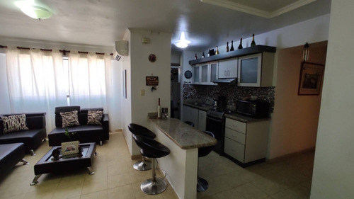Imagen 7 de 12 de Alquiler De Apartamento En Tazajal 84 Metros A62153