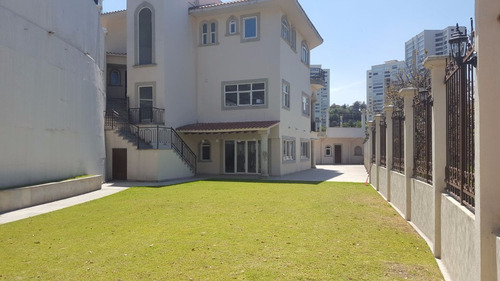 Imagen 1 de 25 de Casa En Club De Golf Lomas Country Club