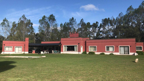 Chacra Tandil Cerca Del Centro C/pileta Y Cancha De Futbol